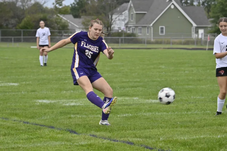 Champion continues to roll with win over Rams